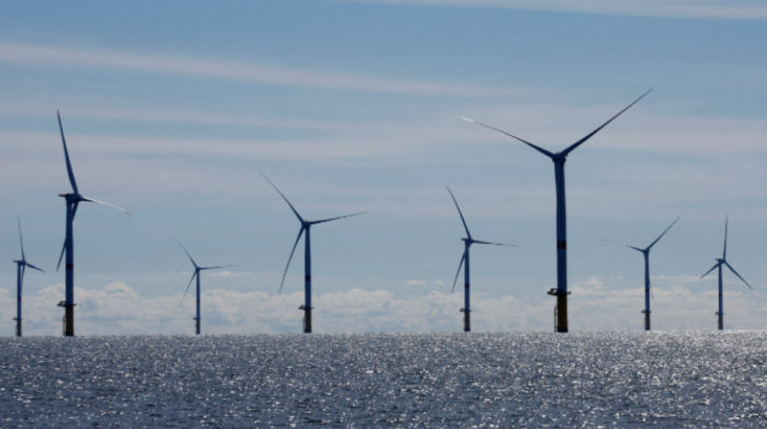 Indonesia and Singapore pledge stronger ties in defense and green economy