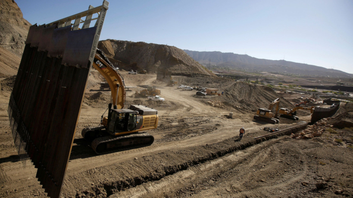 Texas ends new funding for border wall construction
