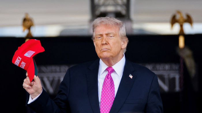 Trump faces internal divisions over possible Iran strike