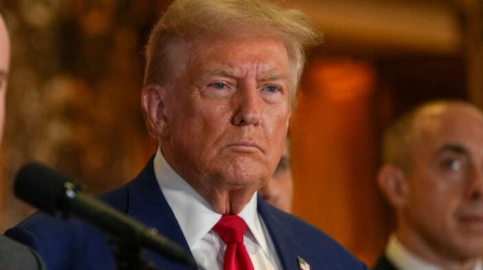 Trump urges to cut rates before Powell testimony