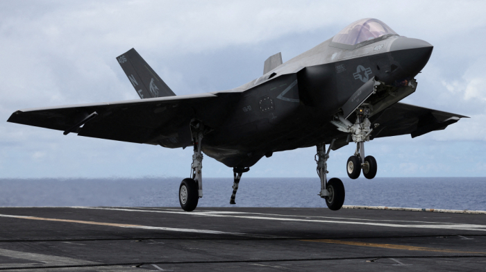 Trump’s 2026 defence budget: pay rise, fewer jets and ships