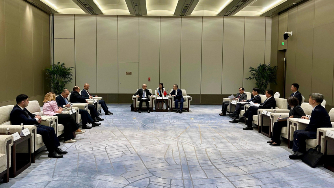 Azerbaijan, China sign new deals to boost green energy and grid development