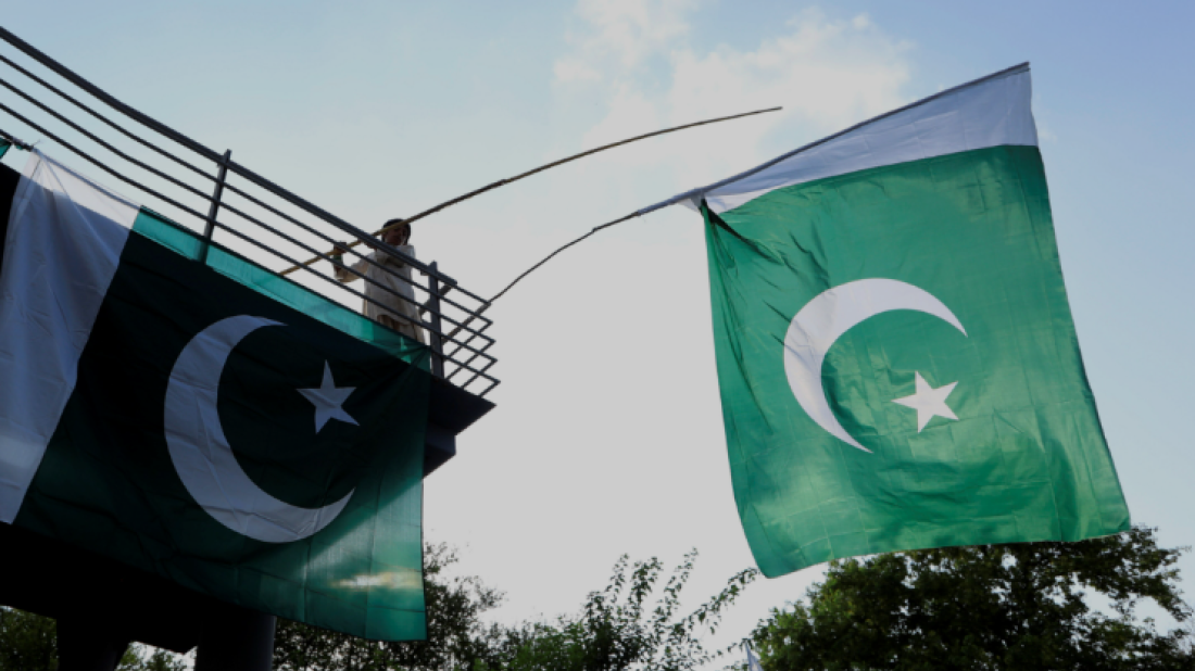 13 Pakistani soldiers killed in car bombing near Afghan border
