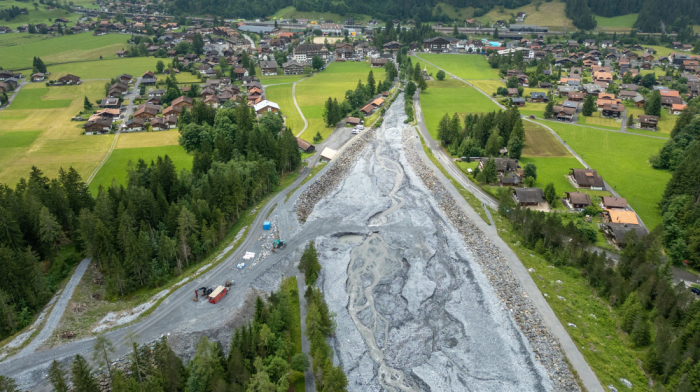 Swiss Alpine village braces for disaster after glacier collapse