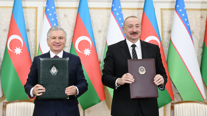 Azerbaijan, Uzbekistan exchanged signed documents
