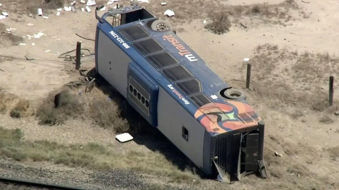 Bus overturns in lancaster, California, ınjuring nearly 20 ıncluding child