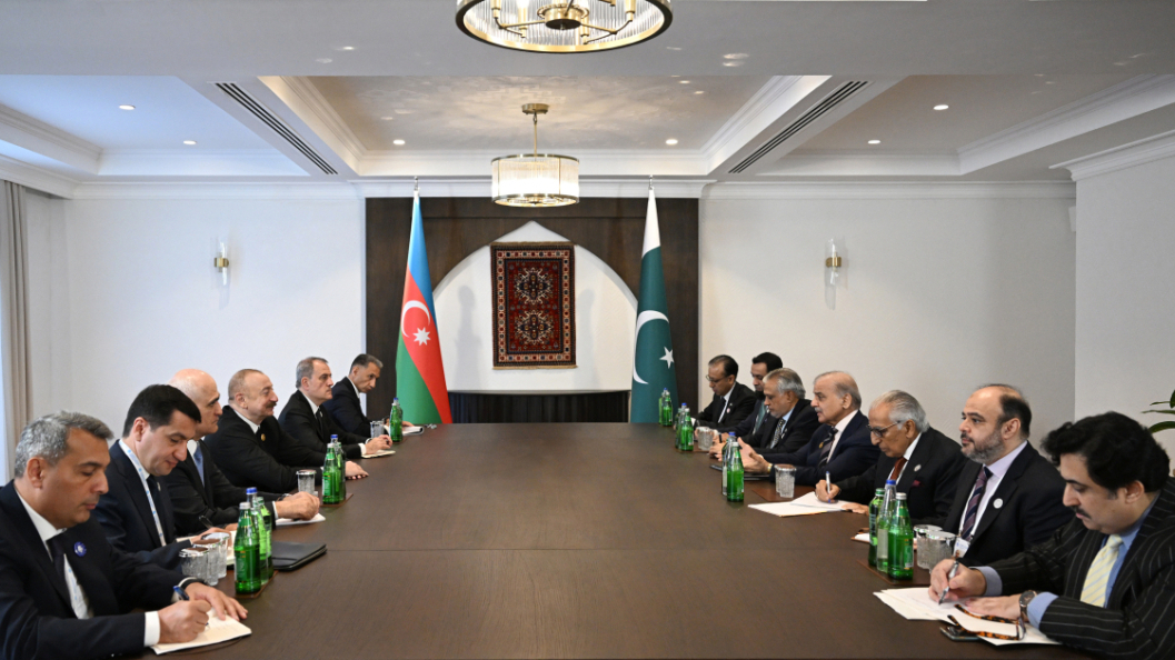 President of Azerbaijan met with Prime Minister of Pakistan in Khankendi