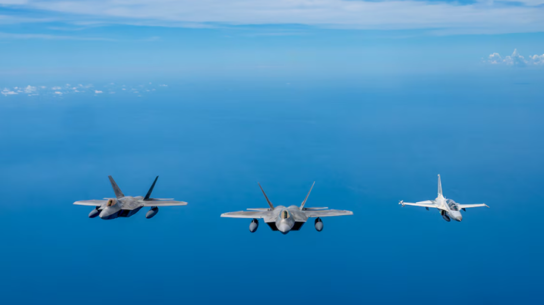 Philippines and U.S. begin joint air drills to boost regional defence ties