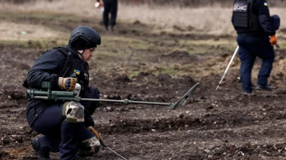 Russia alleges Ukraine uses anti-personnel mines amid treaty exit
