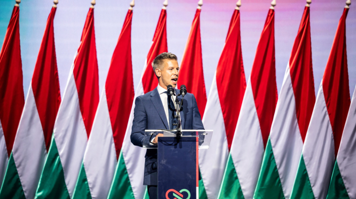 Hungary's opposition flags "New Deal" to kickstart stagnating economy