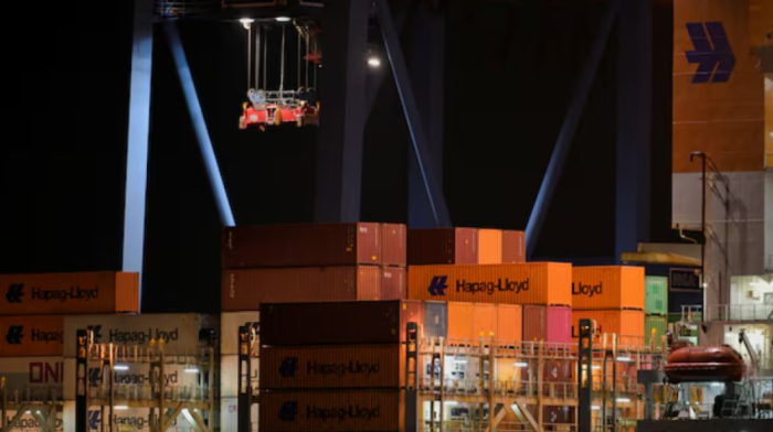 Bundesbank: German exporters losing global ground due to declining competitiveness