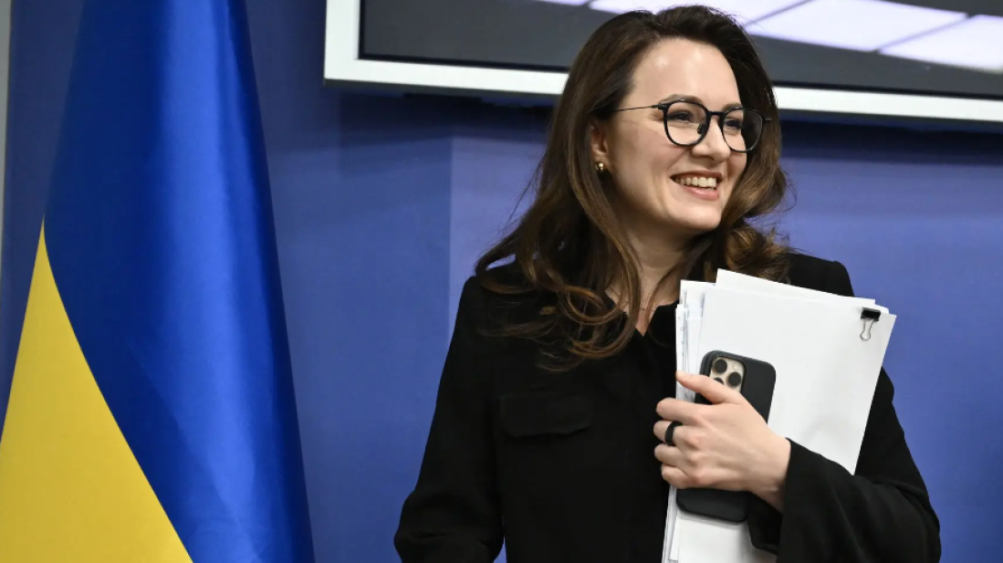 Ukraine's parliament approves new prime minister