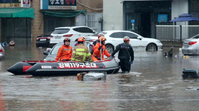 Torrential rain pounds South Korea for third day as thousands take shelter