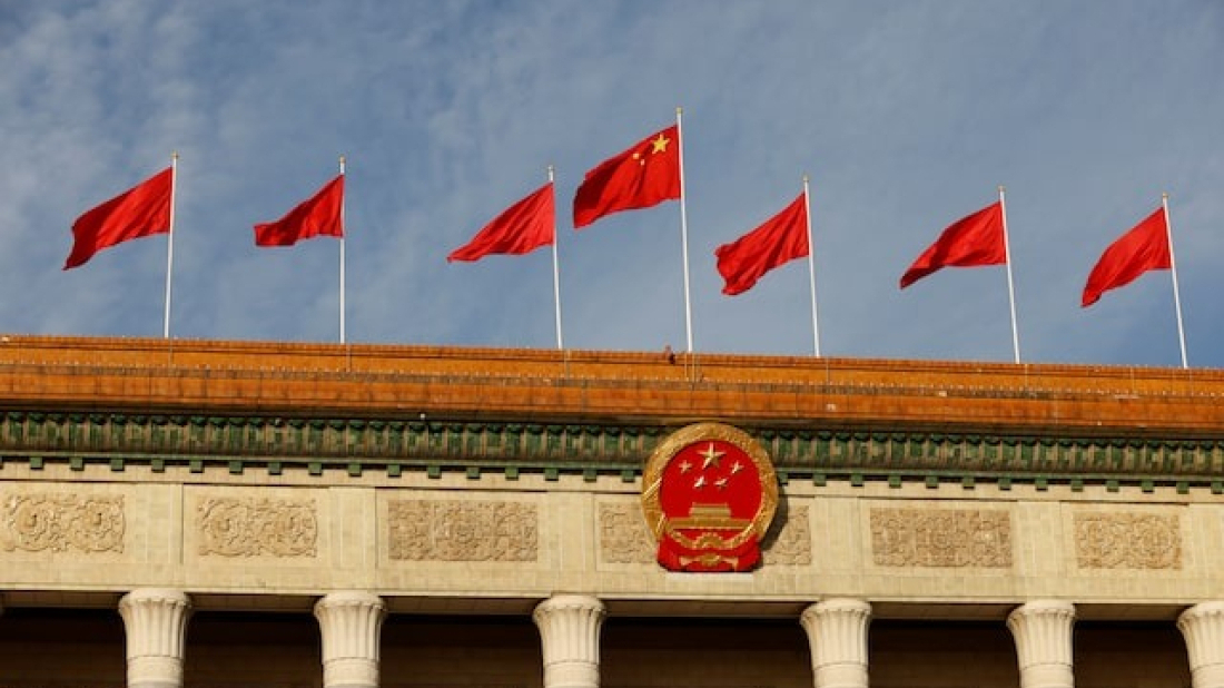China bars U.S. patent official from leaving country