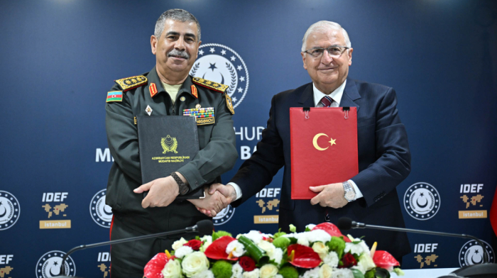 Türkiye and Azerbaijan sign military security deal at Istanbul defence fair