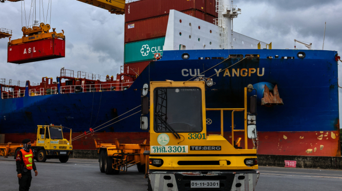 Trump eyes 'world tariff' of 15-20% for most countries