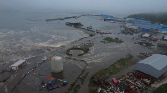 8.8 quake off Russia’s Kamchatka triggers Pacific-wide tsunami evacuations