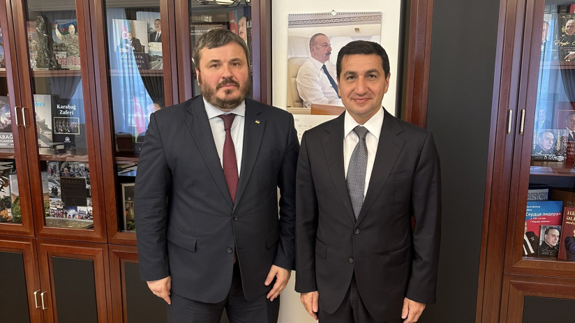 Hikmat Hajiyev discusses strategic partnership with Ukrainian ambassador