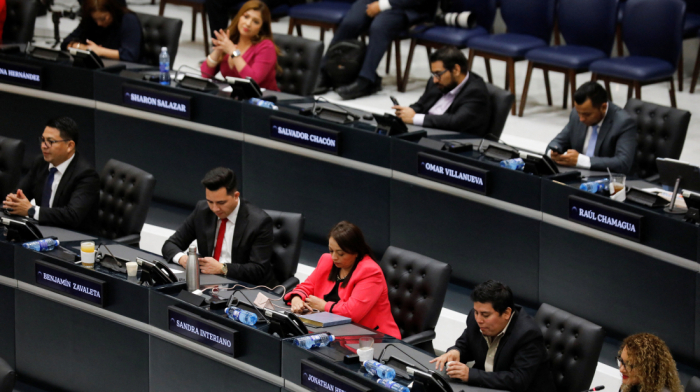 El Salvador passes bill allowing Bukele indefinite re-election