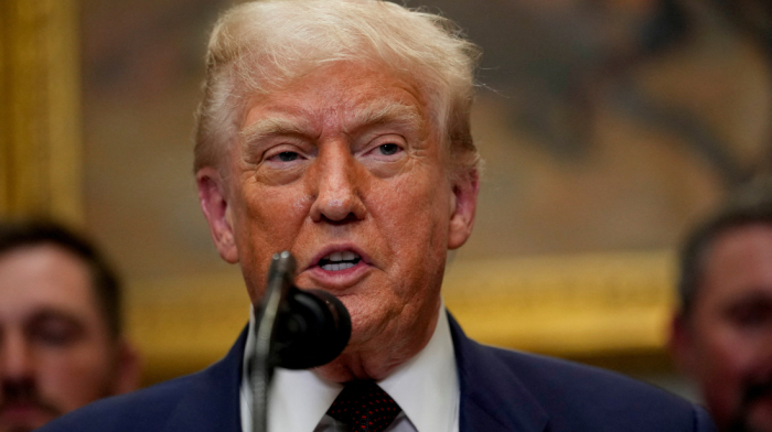 Trump says land swaps key to possible Ukraine-Russia peace deal