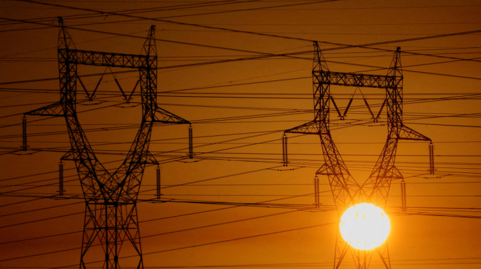 Syria to increase daily electricity supply as Azerbaijani gas starts flowing via Türkiye