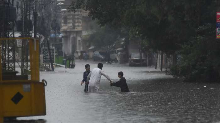 Pakistan monsoon rain kill 299, including 140 children
