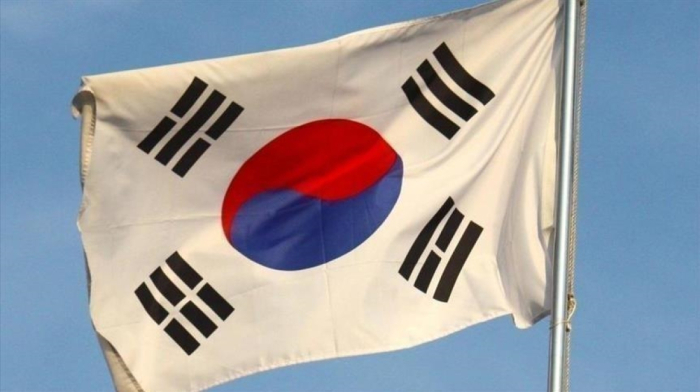 South Korea removes loudspeakers as North stays silent