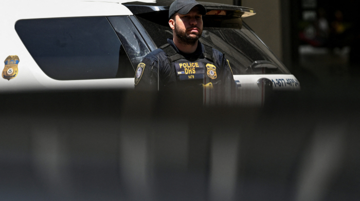 Sixteen detained in LA immigration raid targeting MS-13 territory