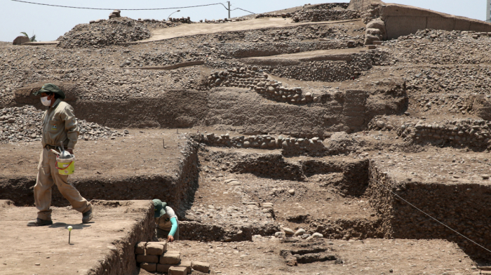14 skeletons found face down at Peru's Puemape temple