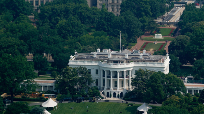 White House reportedly considers inviting Zelenskyy to Alaska