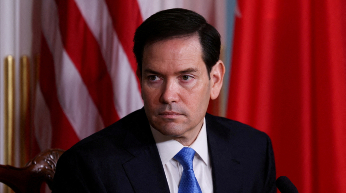 U.S. restricts visas over Cuban overseas medical program