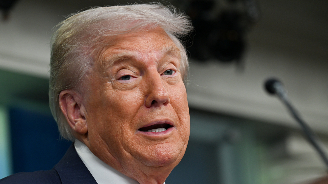 Trump plans major refugee shift, focusing on white South Africans