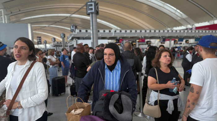 Air Canada to resume service as flight attendants' union end strike