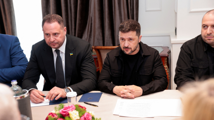 Ukraine works on military security guarantees with allies
