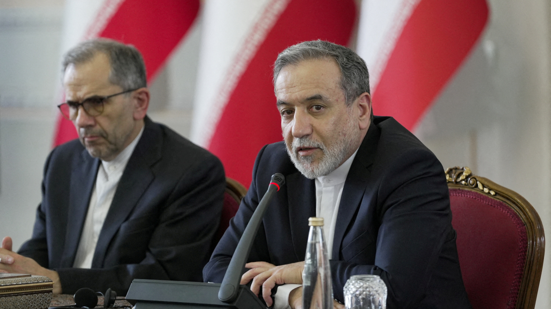 Iran, Europe to resume nuclear talks during sanctions threat