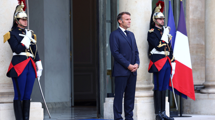 French business leaders jittery over ongoing political crisis and economic fallout
