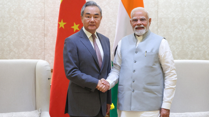 Ties thaw between Asian rivals India and China