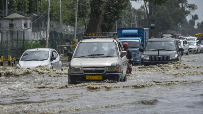 India’s north drenched as heavy rains flood roads