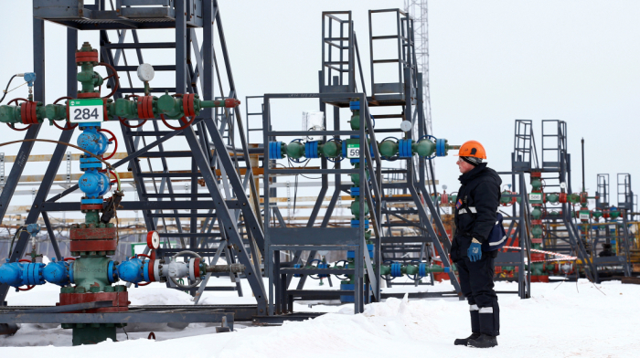 Canada lowers price cap on Russian oil to curb war revenues
