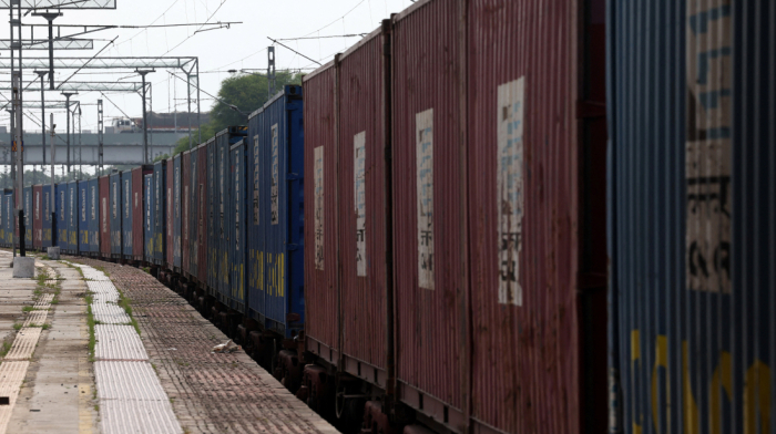 India cuts taxes on hundreds of goods to counter U.S. tariffs