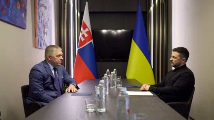 Zelenskyy meets Slovakia's Fico, says Ukraine will respond to Russia's energy attacks