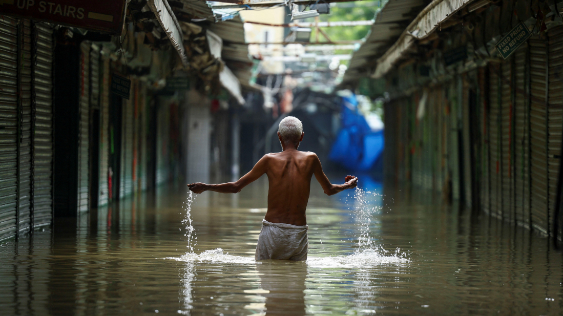 India warns Pakistan of rising floods as 1.8 million displaced