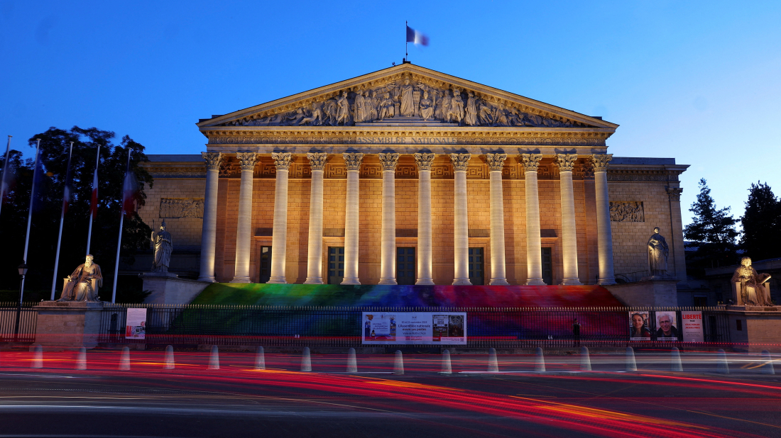 France faces more turmoil with government on brink ahead of confidence vote