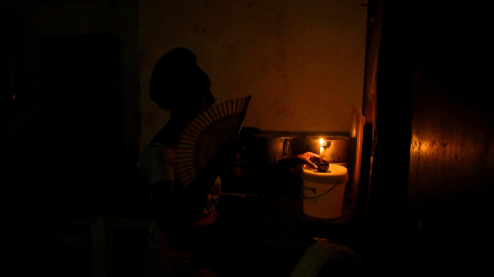 Cuba’s electrical grid collapses, plunging 10 million people into blackout