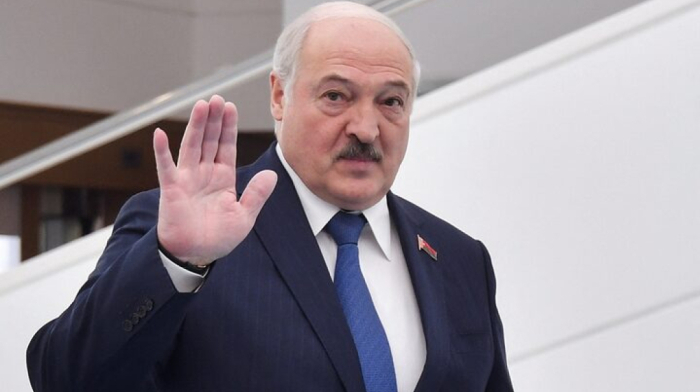 Lukashenko meets Trump representative John Cole in Minsk and pardons 14 foreign citizens