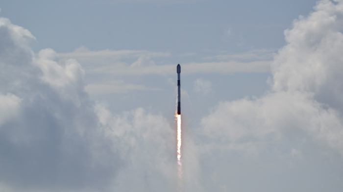 Musk's Starlink service back up after brief outage affects thousands of users