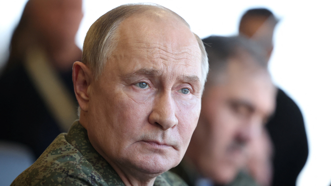 Russia's Putin observes joint military exercise with Belarus