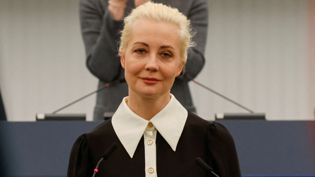 Navalny's wife says foreign tests show her husband was poisoned