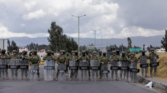 Ecuador protesters block roads over diesel subsidy cuts