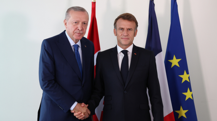 Türkiye to strengthen ties with France in trade, energy and defence